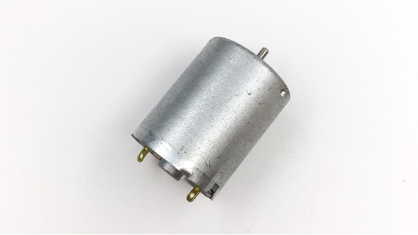 深圳小電機電機廠家為您揭秘:風(fēng)扇微型直流電機優(yōu)點