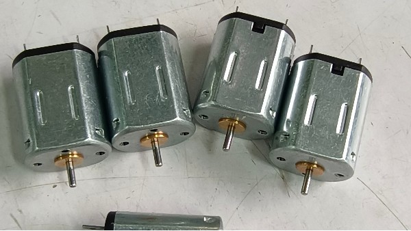 深圳小電機(jī)電機(jī)廠家為您揭秘：精密傳動(dòng)微電機(jī)的類(lèi)型以及結(jié)構(gòu)與性能